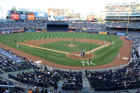 Yankee Stadium by shinya is licensed under CC BY 2.0.