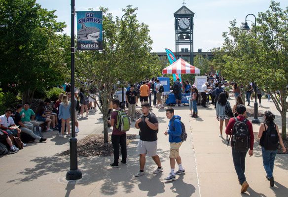 Students on the Ammerman campus. Photo coutesy SCCC Media